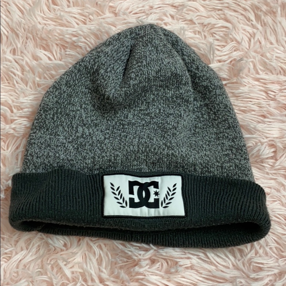 ✨DC Gray Beanie✨